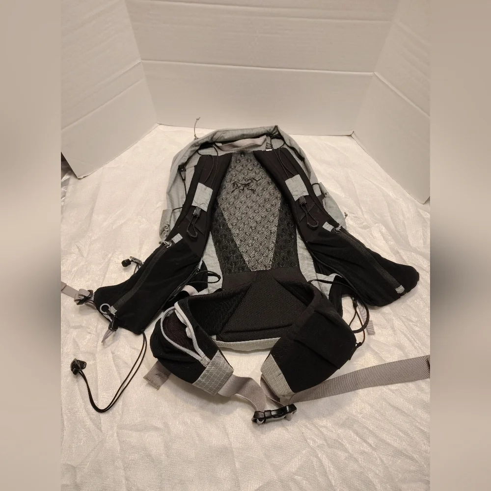 Arc'teryx Light Gray Backpack